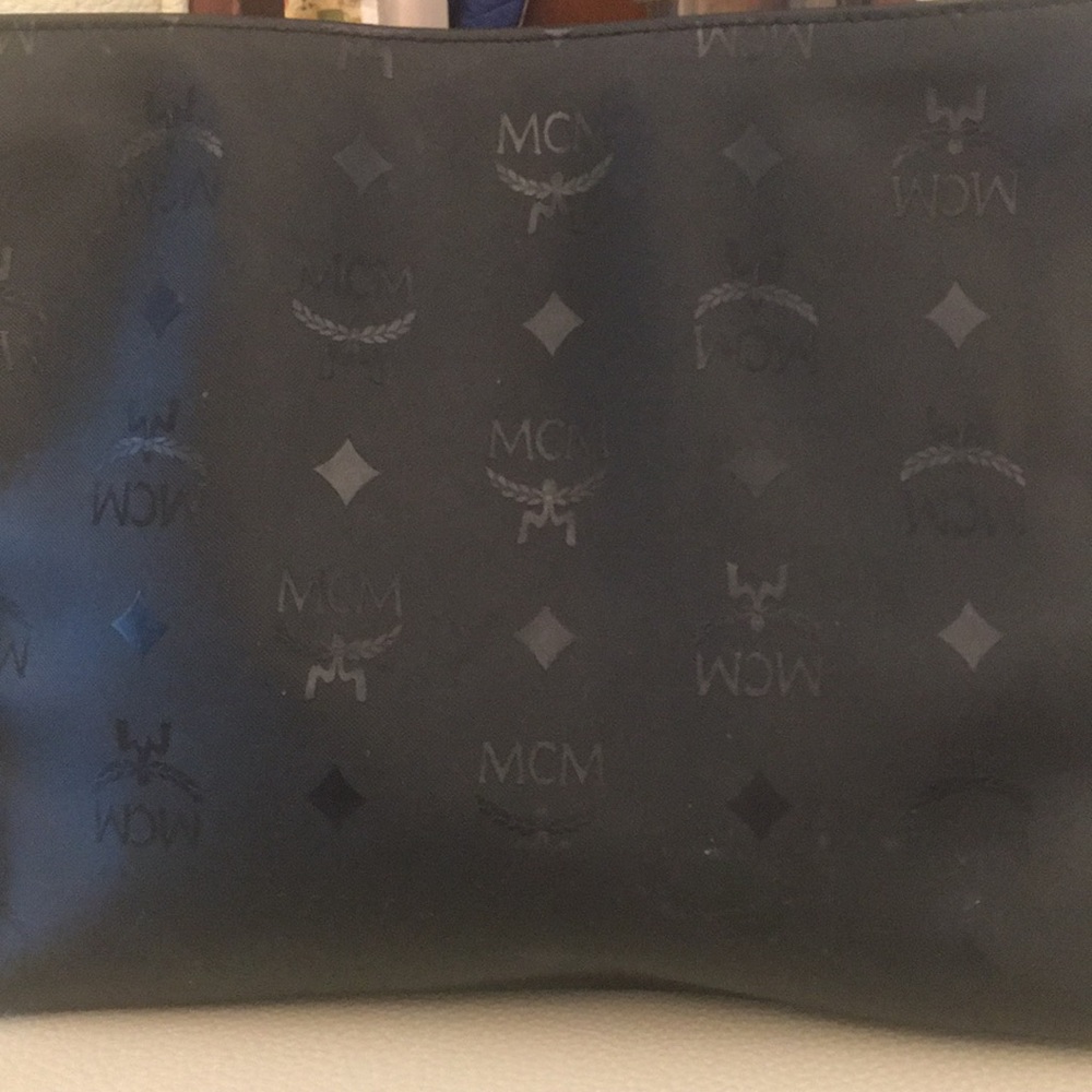 Bag - Picture 2 of 3